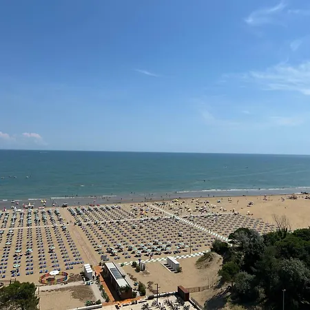 America * Lignano Sabbiadoro